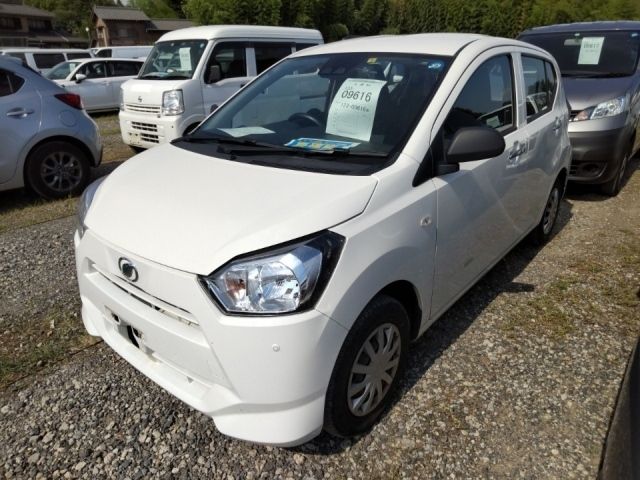 9616 Daihatsu Mira e s LA350S 2018 г. (LUM Tokyo Nyusatsu)